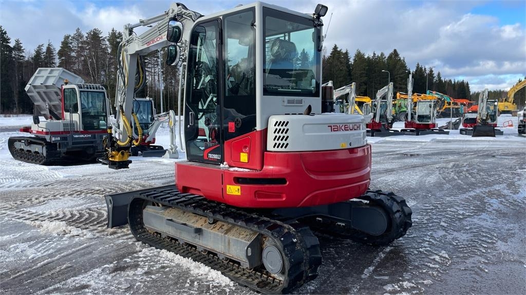 Takeuchi TB280FR kuva 2
