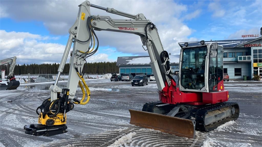 Takeuchi TB280FR kuva 3