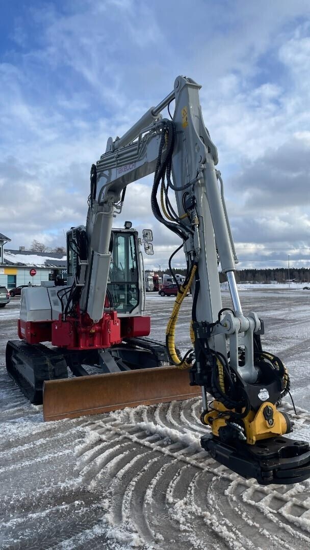 Takeuchi TB280FR kuva 4