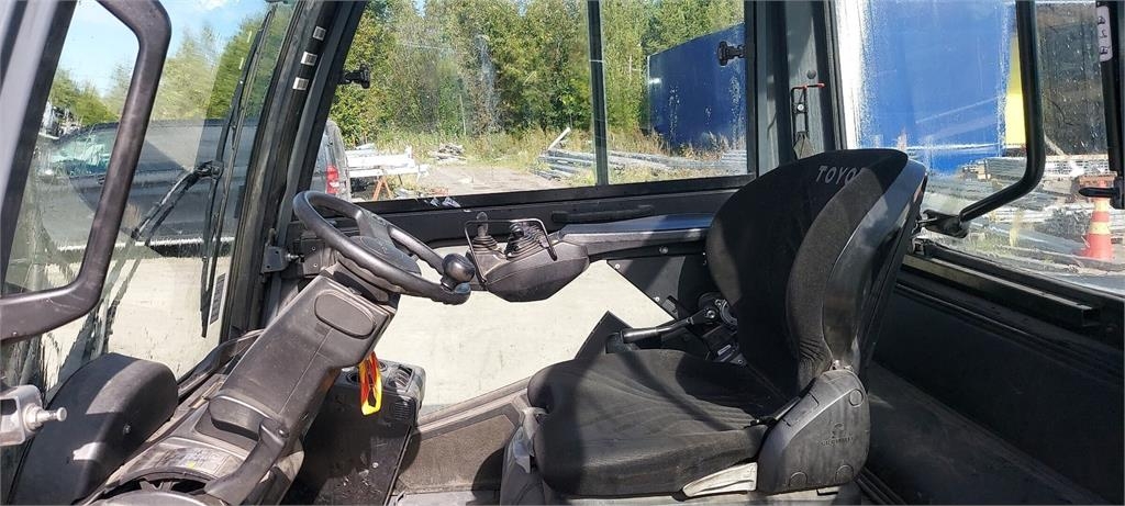 Toyota 4500kg tõstejõud / 4,5m tõstekõrgus kuva 11