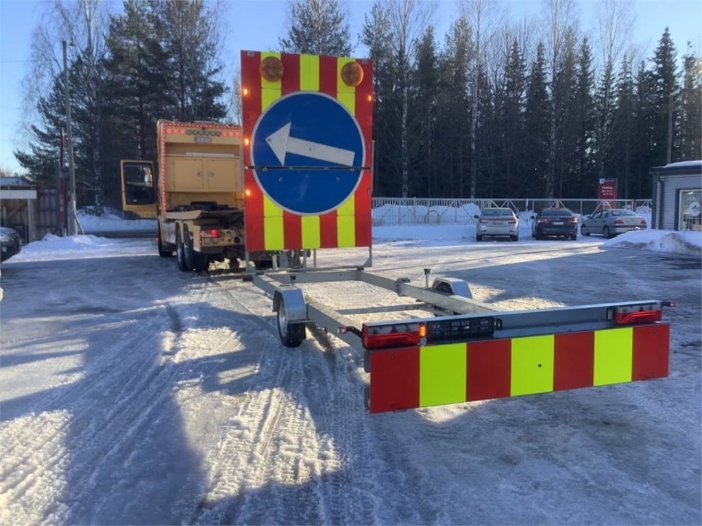 Ttma törmäysvaimennin kärry