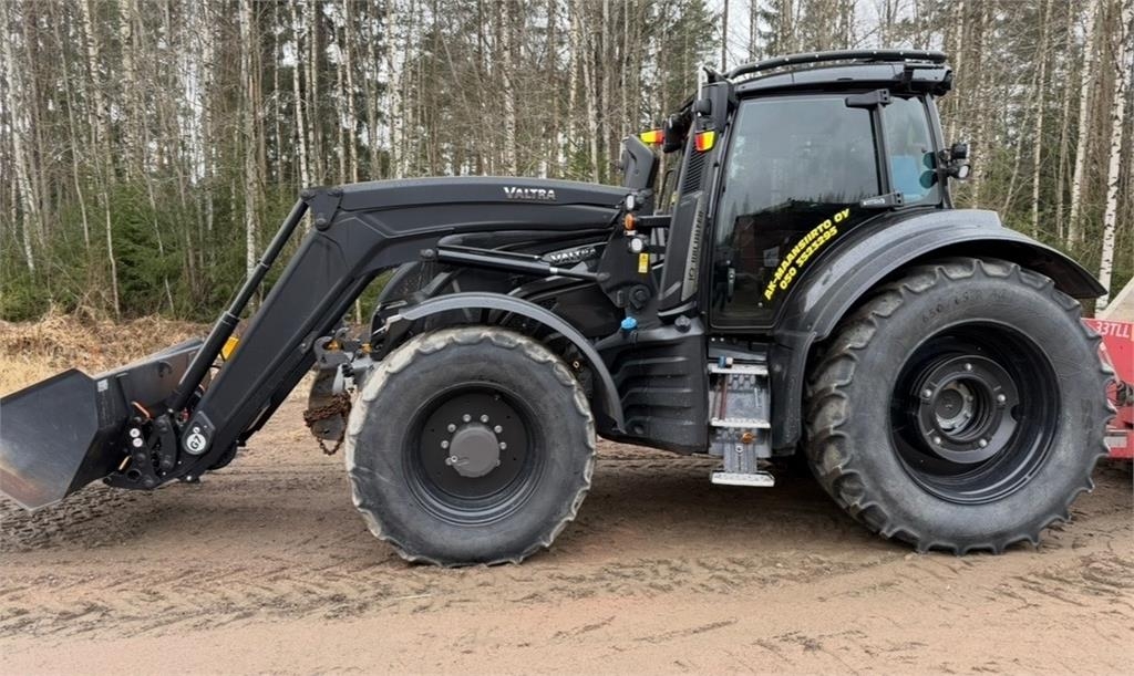 Valtra T175EV