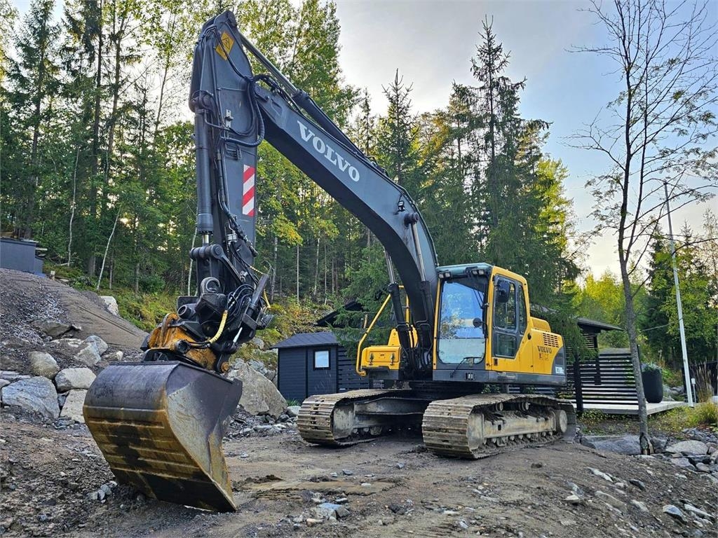 Volvo EC210BLC, Engcon, kauha, Eberspächer