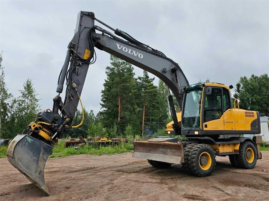 Volvo EW 180 C, Engcon, Eberspächer, rasvari