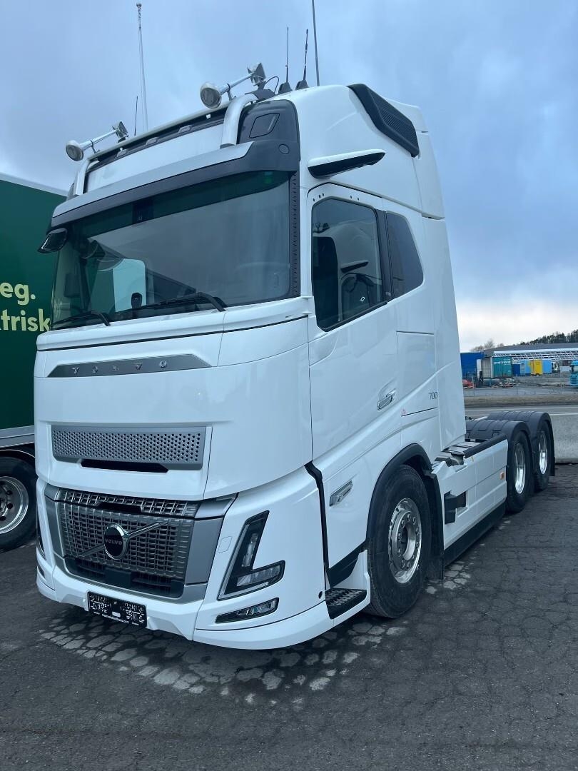 Volvo FH 700 6x4