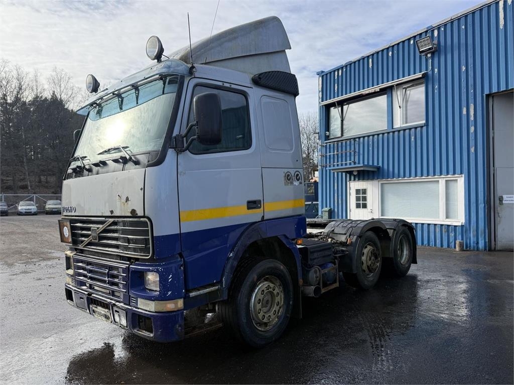 Volvo FH12 6x2 väliteli hydrauliikka