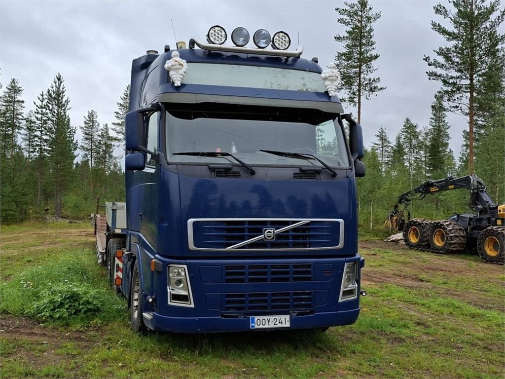 Volvo FH12 + SIIMET LAVETTI