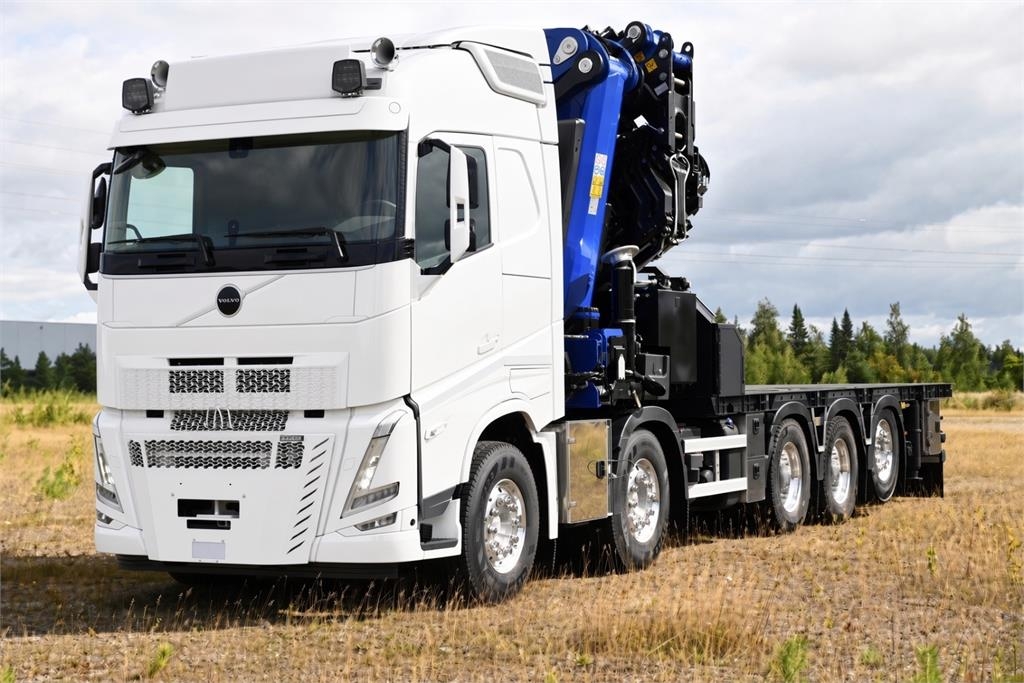 Volvo FH540 10X4 PM130SP Nosturi