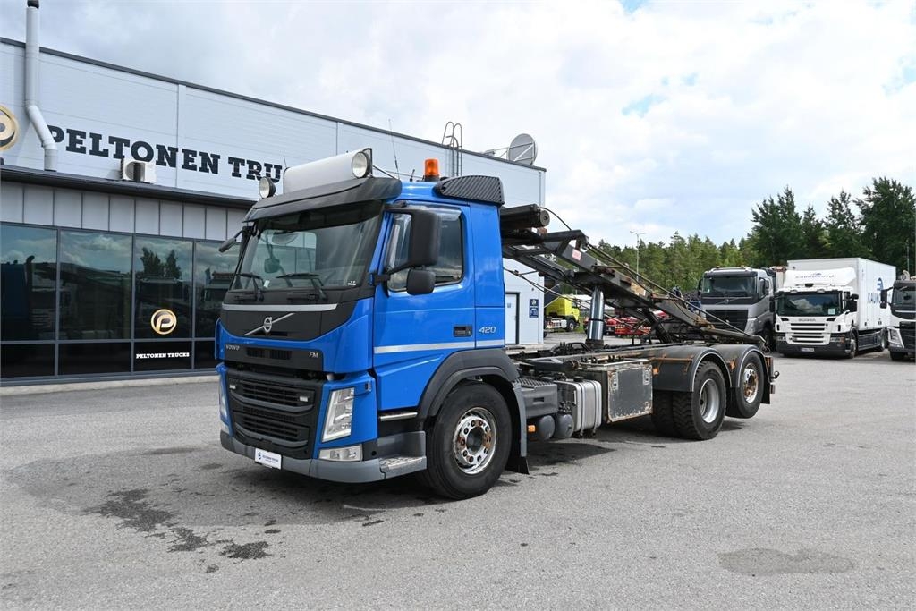 Volvo FM420 6x2