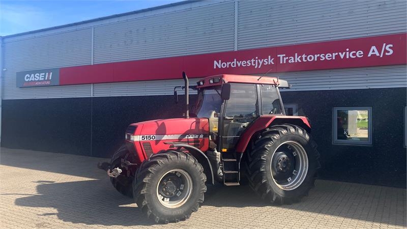 Case IH Maxxum 5150 Plus Traktor.