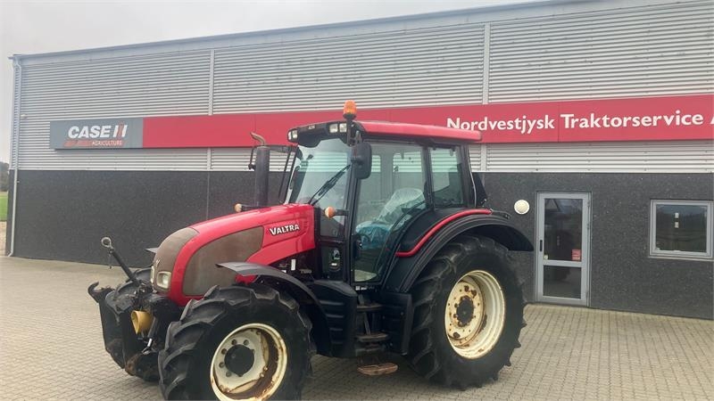Tracteur agricole Valtra N92 — occasion 2010, 1 750 h
