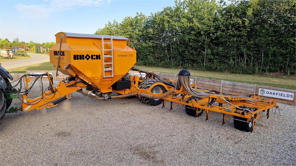 Brock Campaign 12m trailed Tine Drill