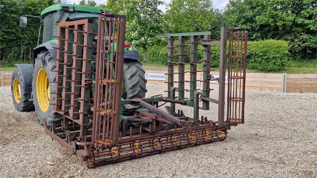 Cousins 6m Hydraulic folding Dutch harrow