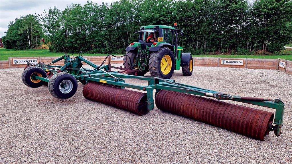 Cousins Contour 12.8m Cambridge Rolls