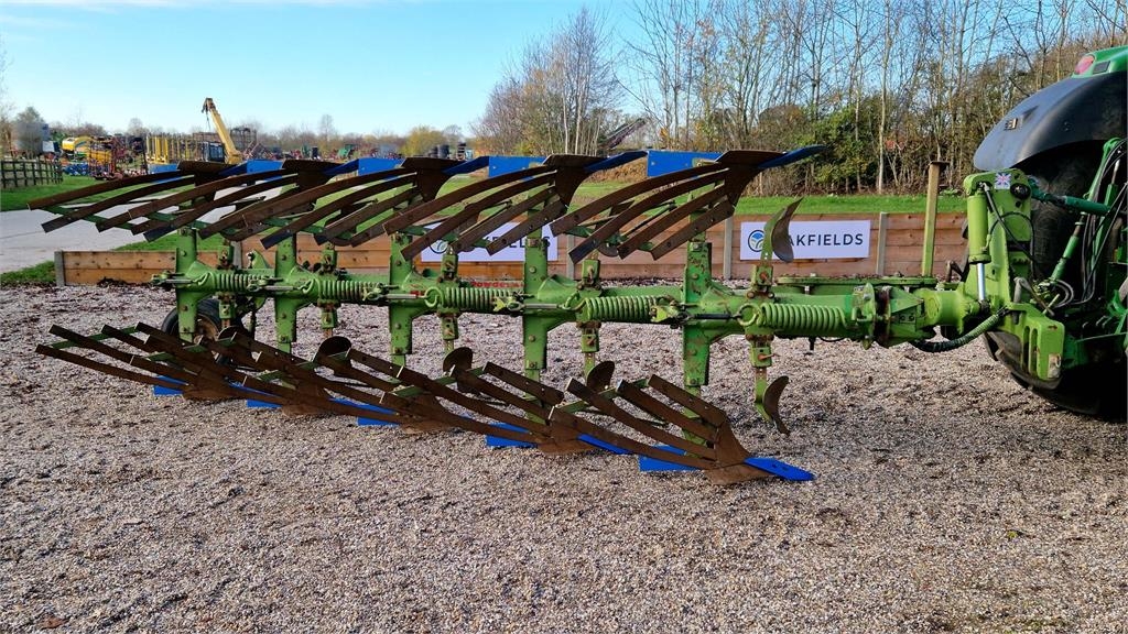 Dowdeswell 105 MR 5 Furrow Auto-Reset Plough