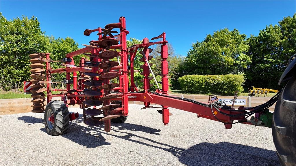 Horsch Terrano 4MT
