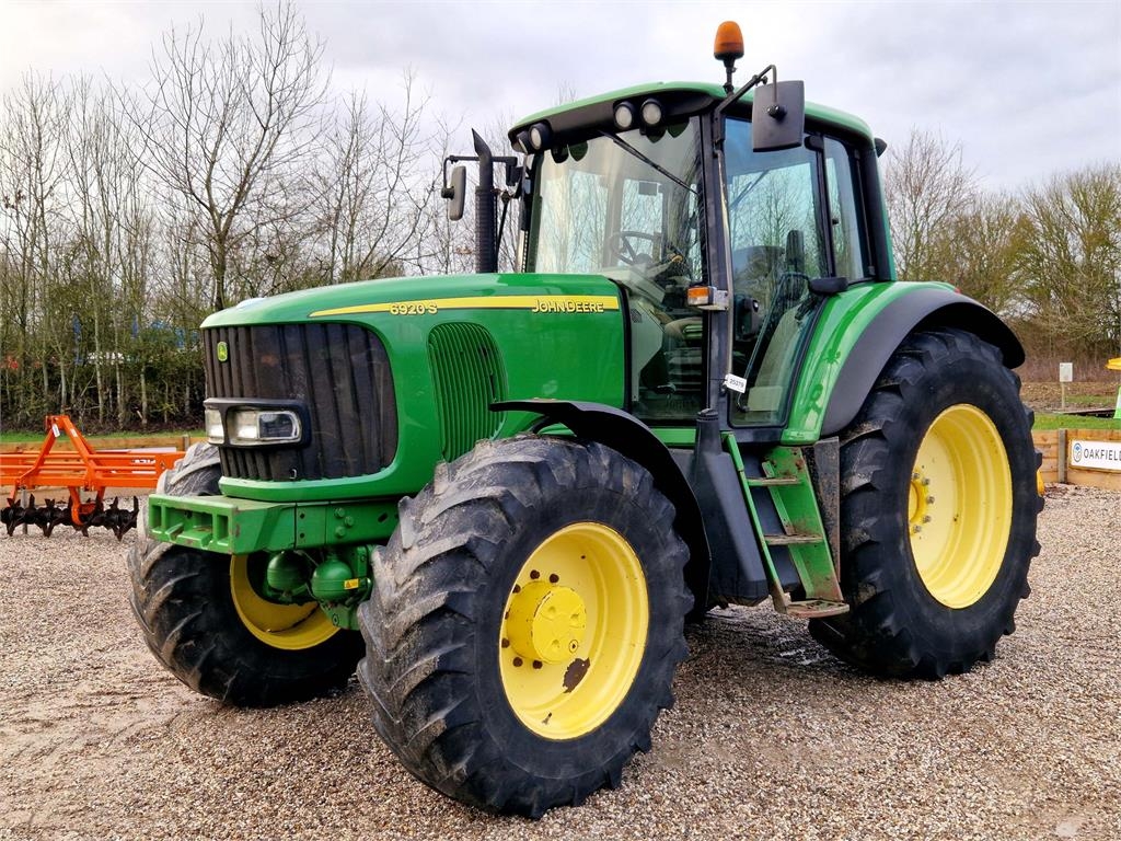 John Deere 6920S 4WD Tractor