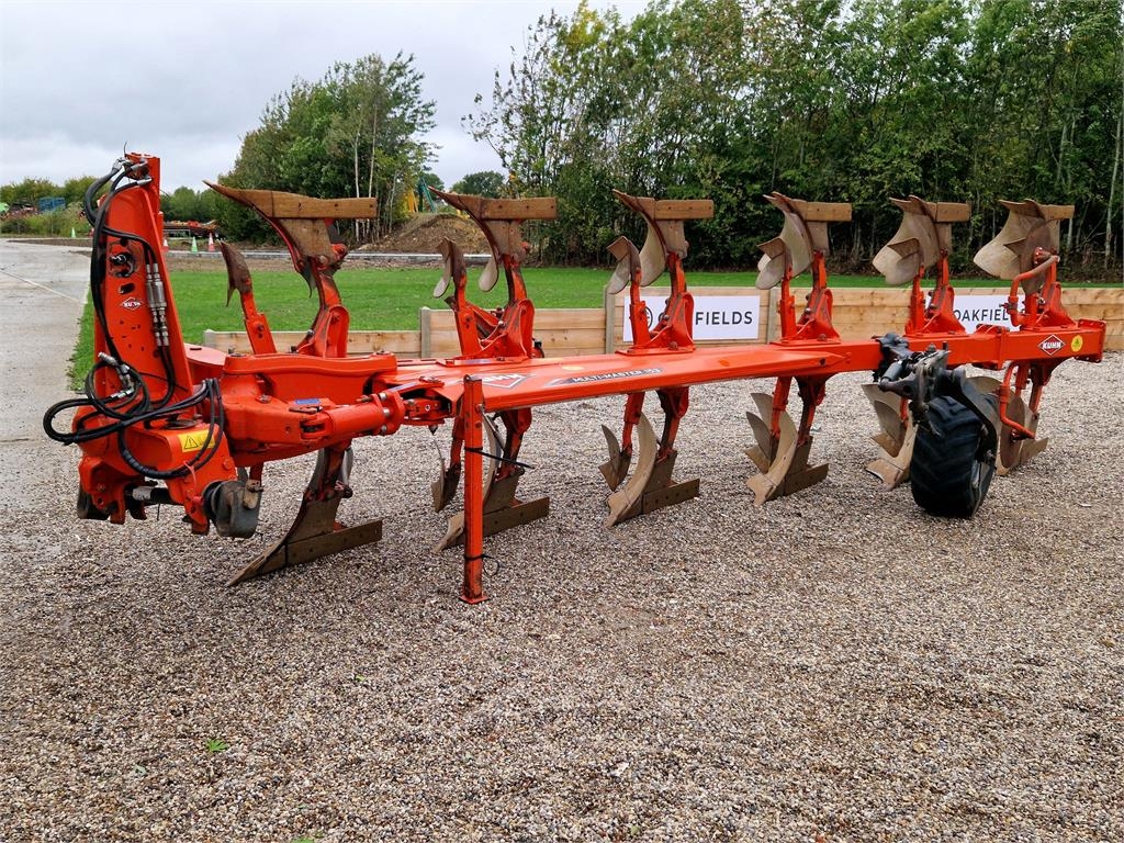Kuhn Multi-Master 153 6 Furrow Plough