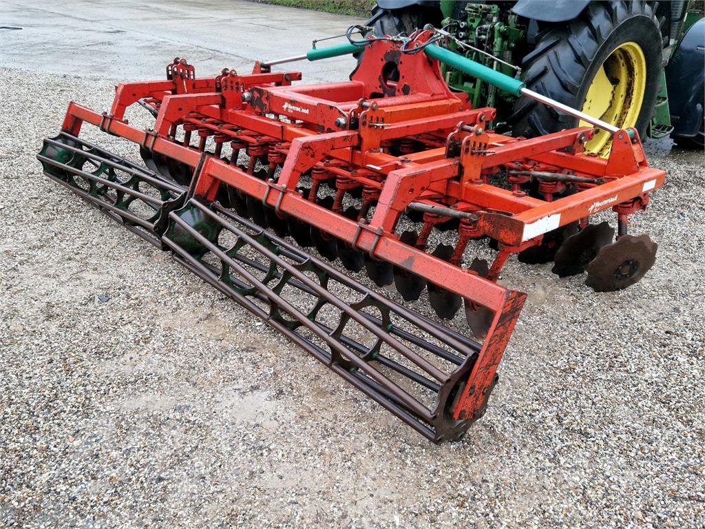 Kverneland DSA 4m Mounted Disc Cultivator