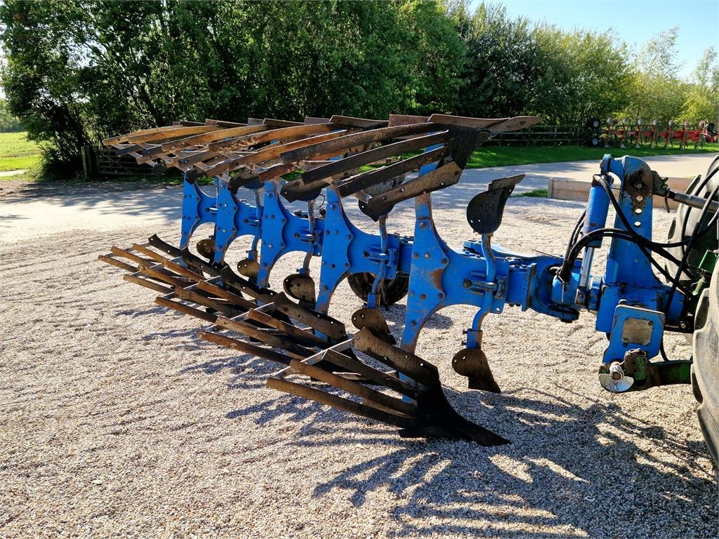Lemken DLV 140 5f plough