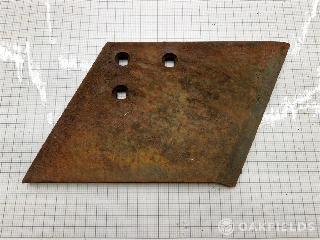 Spaldings Flatlift 6" Wing (3 hole) R.H.
