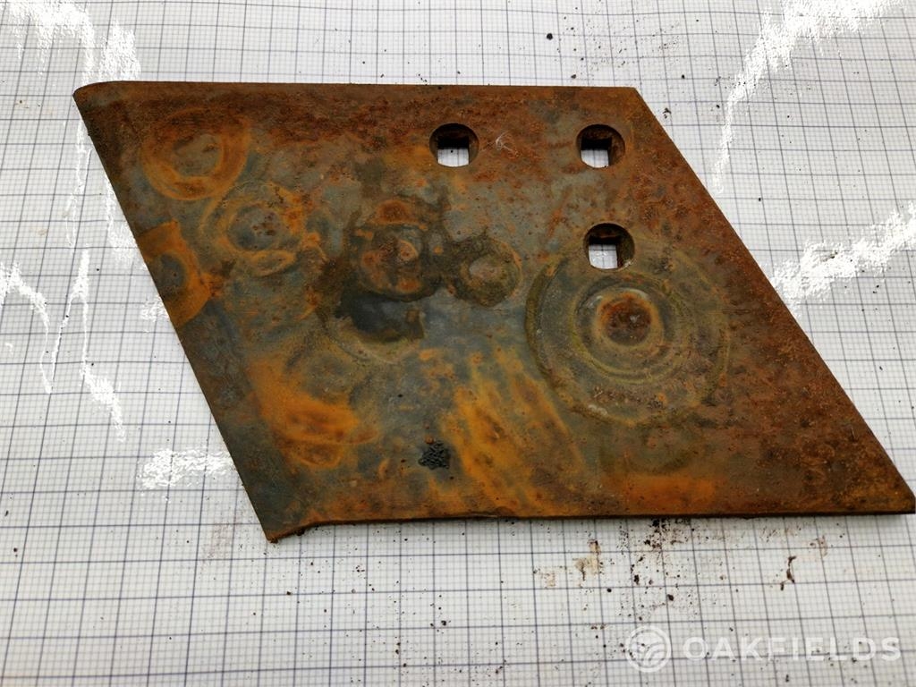 Spaldings Flatlift 6" Wing (3 hole) L.H.