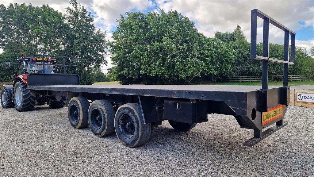 Tri-axle 10m Bale Trailer