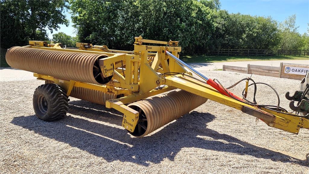 Twose 12m Rolls