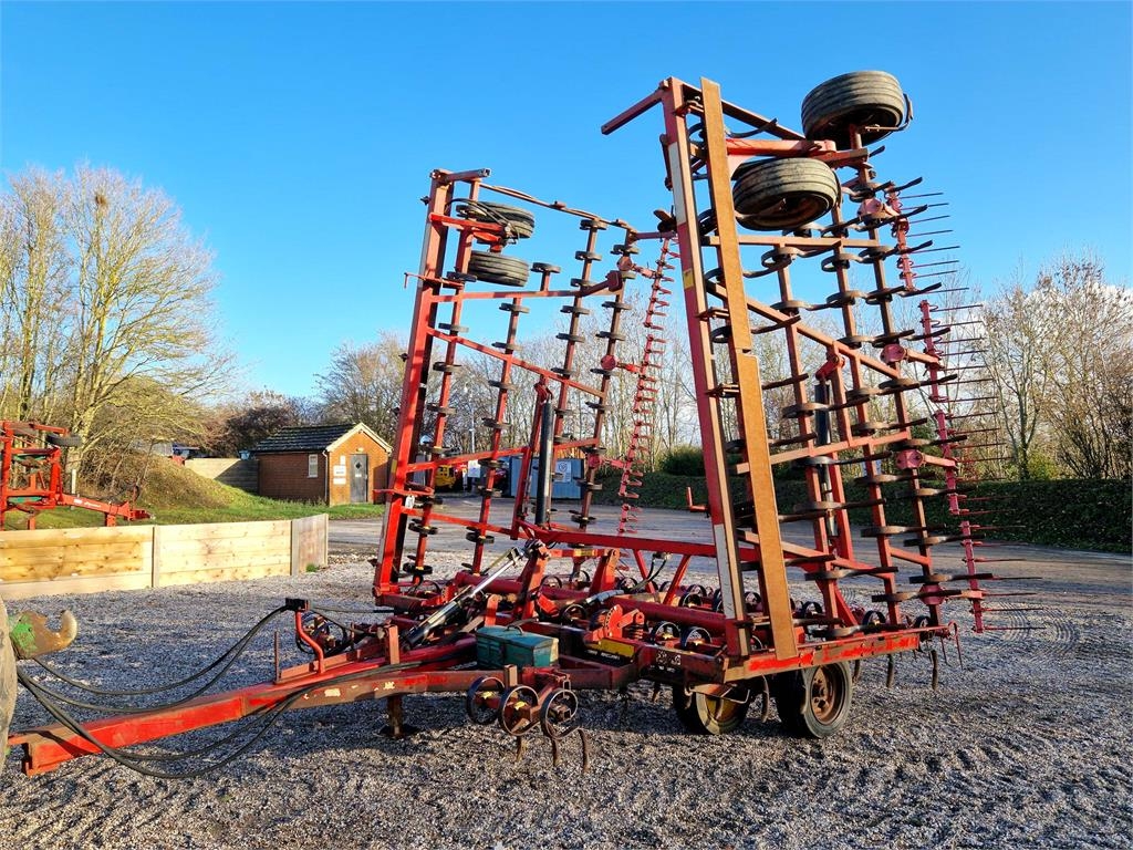 Väderstad NZ 9.7m Springtine Cultivator