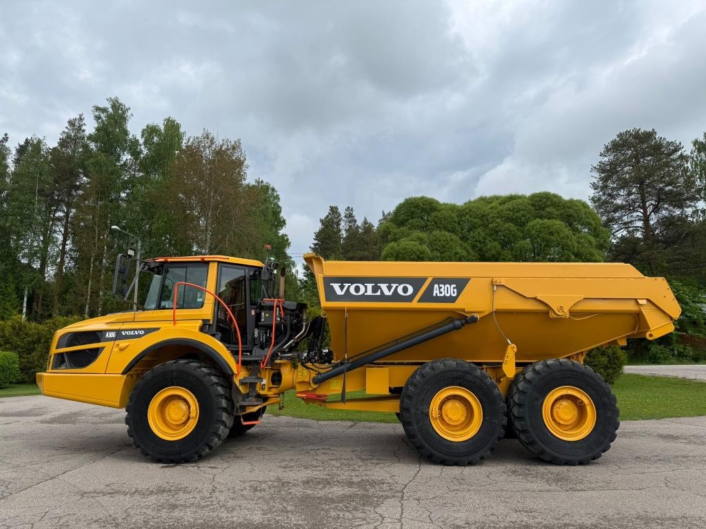 Volvo A30G + KOROKKEET + PERÄLAUTA + RASVARI + LAVALÄMPÖ