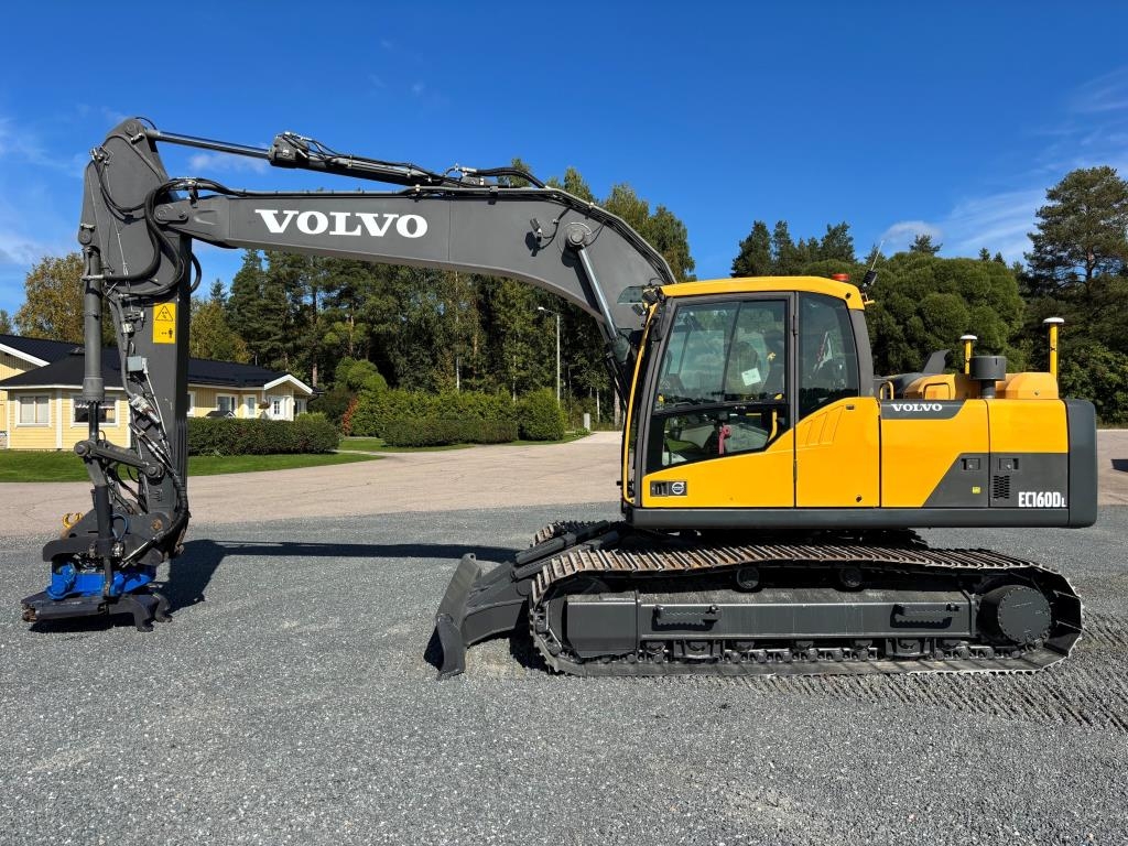 Pelle sur chenilles Volvo EC160DL + PUSKULEVY + RASVARI + LÄMMITIN + PROBO S — occasion 2015, 12 800 h