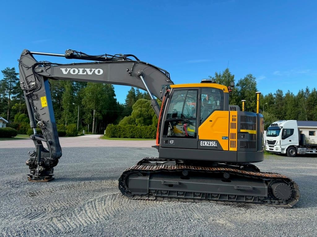 Volvo ECR235EL + RASVARI + LÄMMITIN + STEELWRIST X26 + N