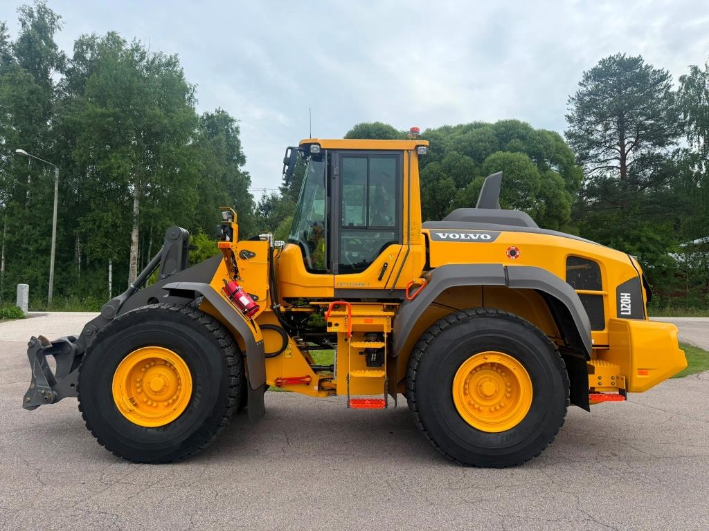 Volvo L120H + PIKALIITIN + KAHDET LISÄHYDRAULIIKAT + BSS