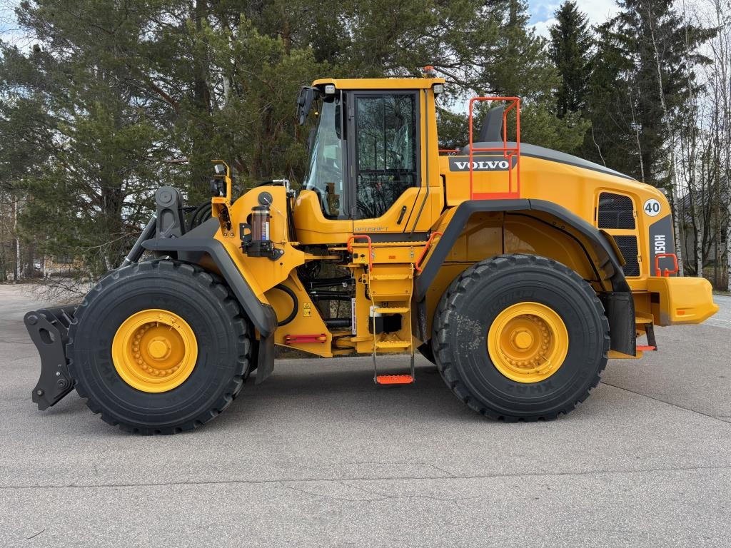 Volvo L150H + PIKALIITIN + KAHDET LISÄHYDRAULIIKAT + BSS