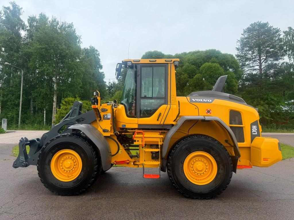 Volvo L70H + PIKALIITIN + KAHDET LISÄHYDRAULIIKAT + BSS