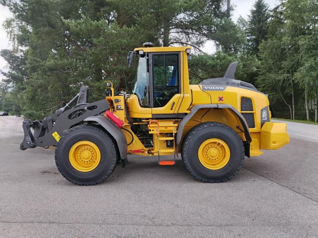 Volvo L70H2+ PIKALIITIN + KAHDET LISÄHYDRAULIIKAT + LOCK