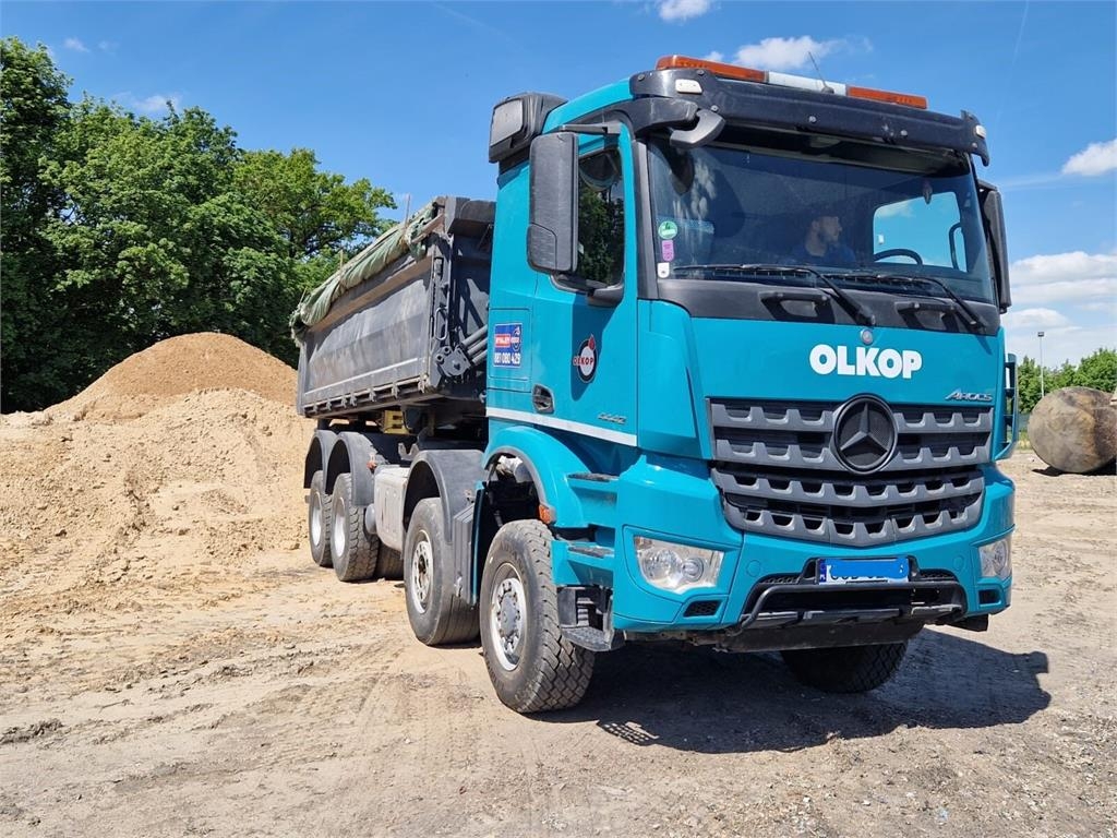 Mercedes-Benz Arocs 4442