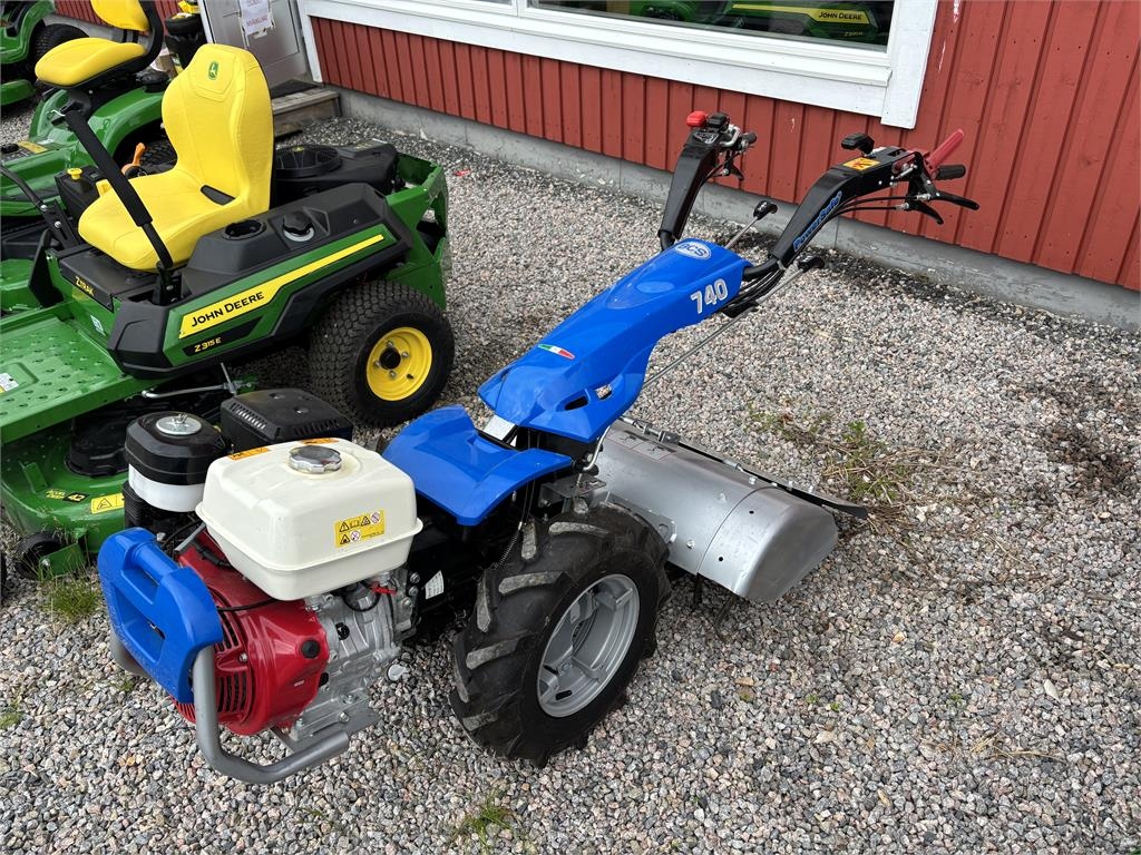 BCS 740 Jordfräs