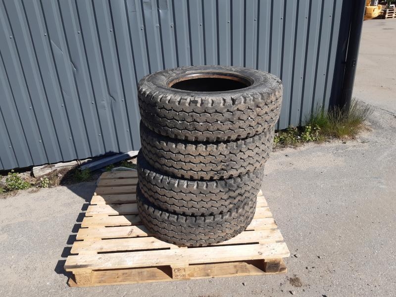 DÄCK 215/75R17,5 TRAKMILA