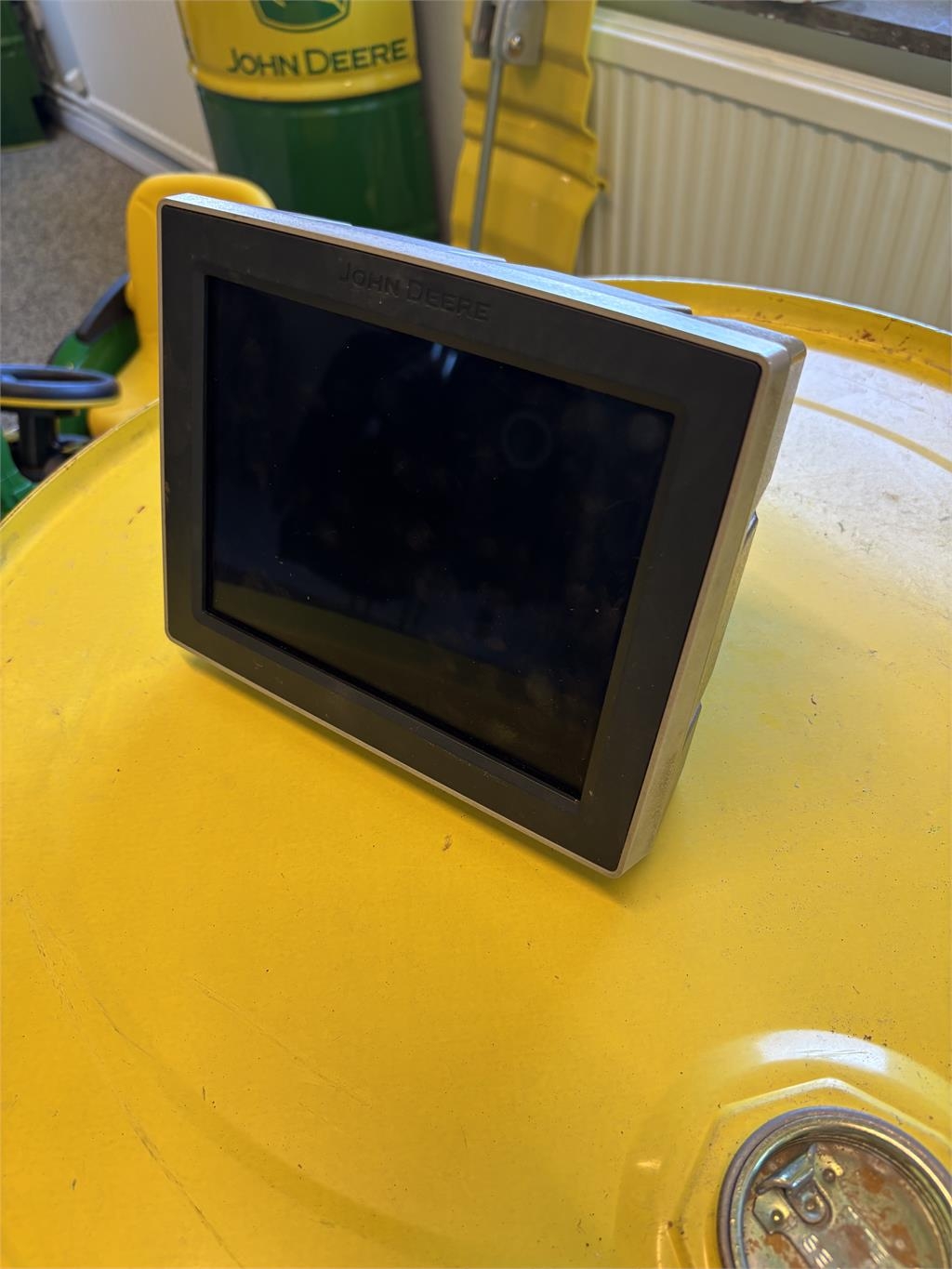 John Deere 4240 display