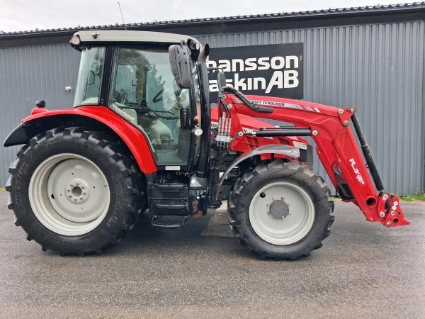 Massey Ferguson 5713S DYNA-4