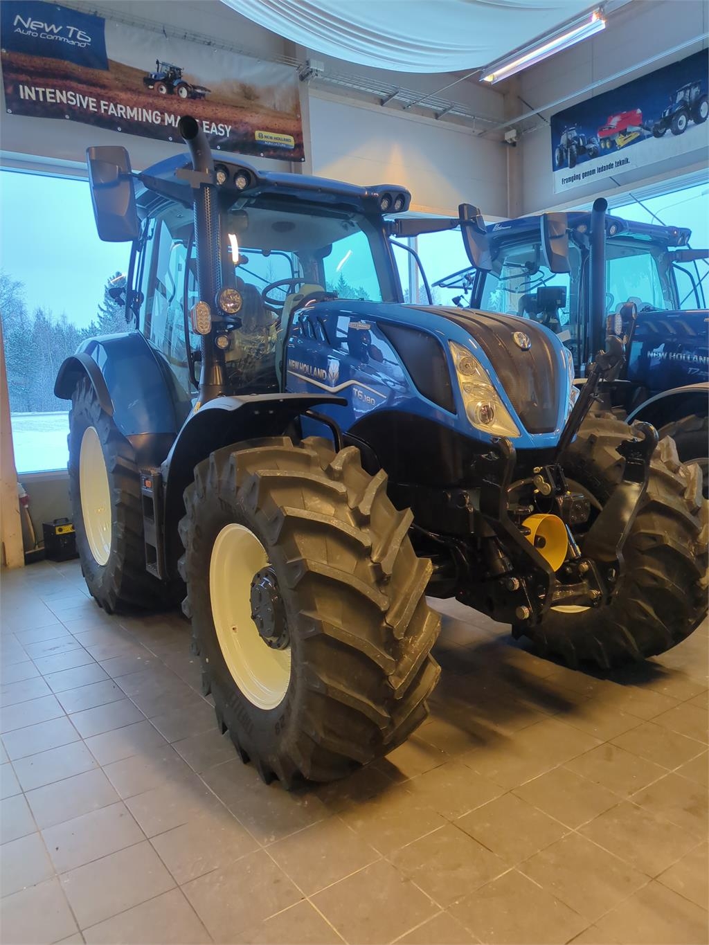 New Holland T6.180 AC STAGE V