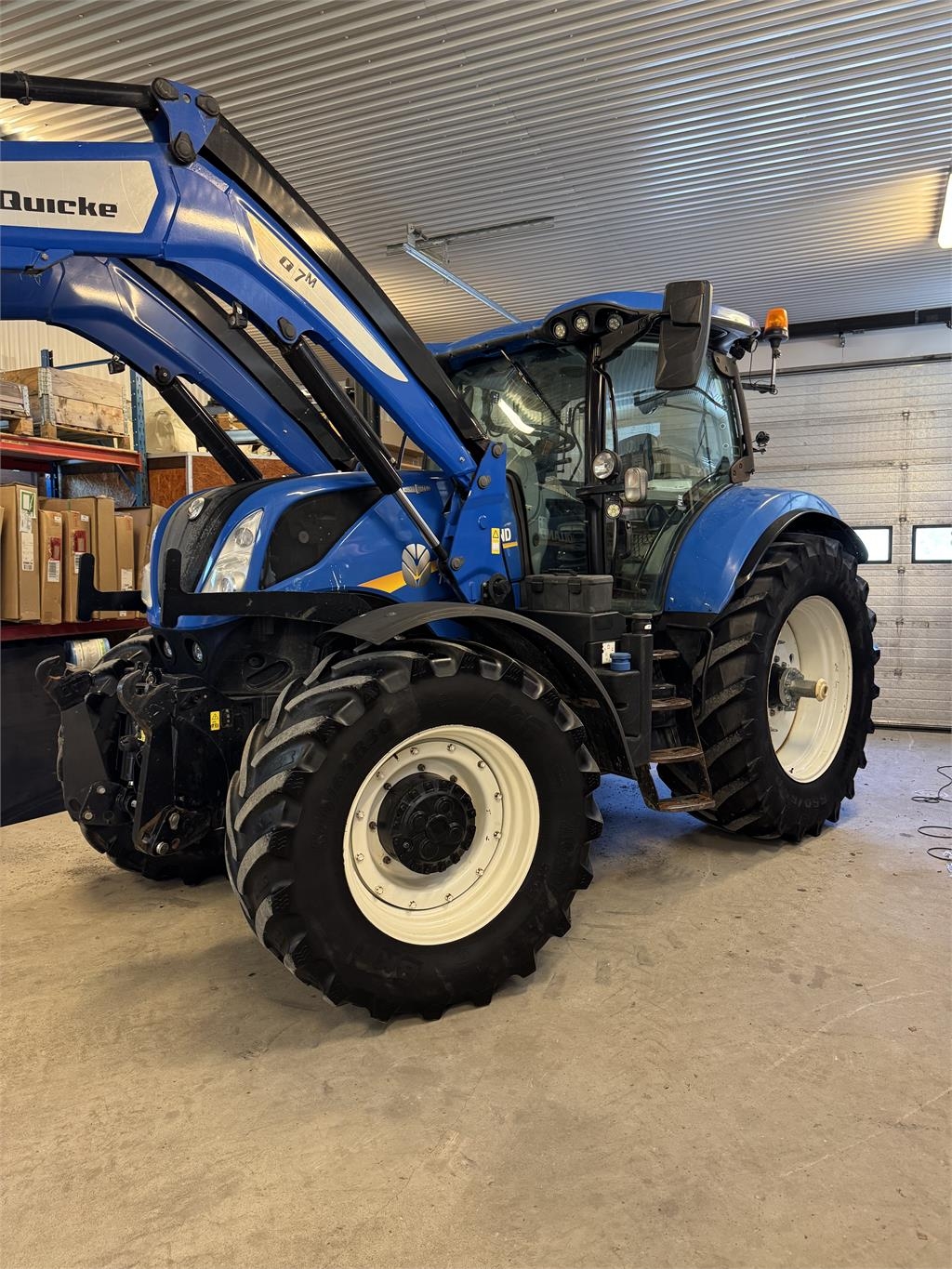 New Holland T7 270 AC