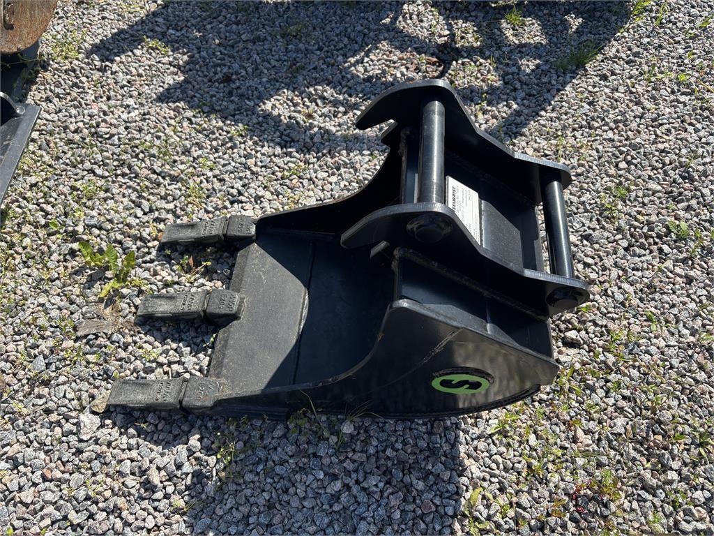 Steelwrist tandad skopa