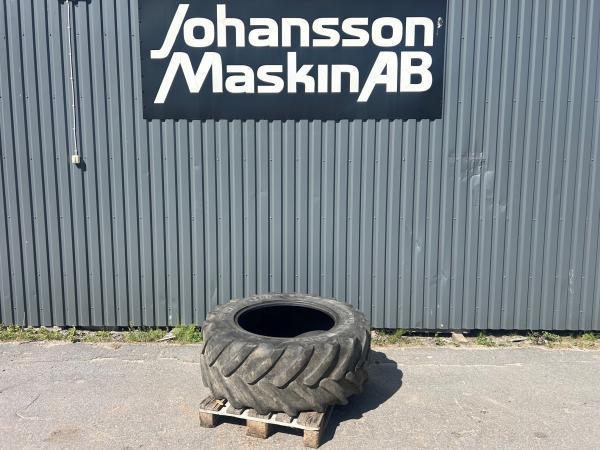 TRAKTORDÄCK 440/65-R28 MICHEIN