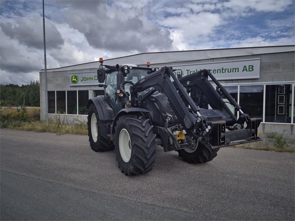 Valtra N174