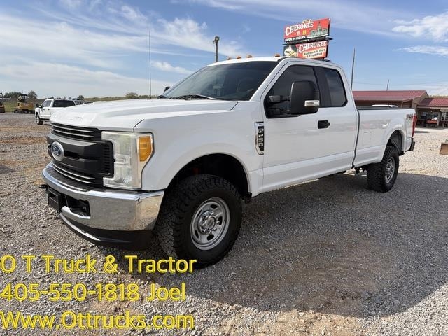 Utilitaire benne Ford F-250 Super Duty — occasion 2017