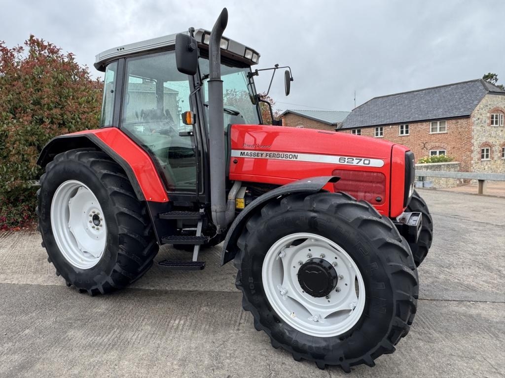Massey Ferguson 6270