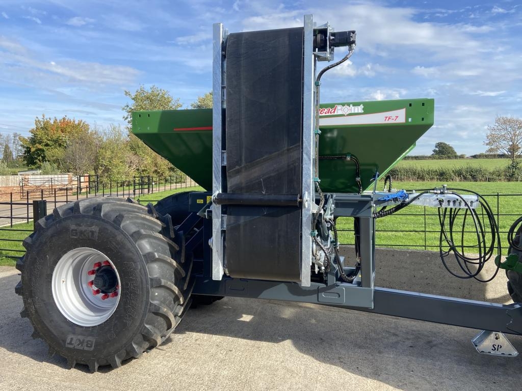 SpreadPoint TF-7 Gravel Cart