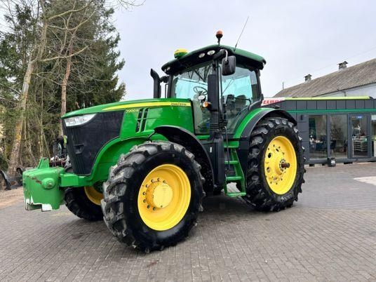 John Deere 7200R